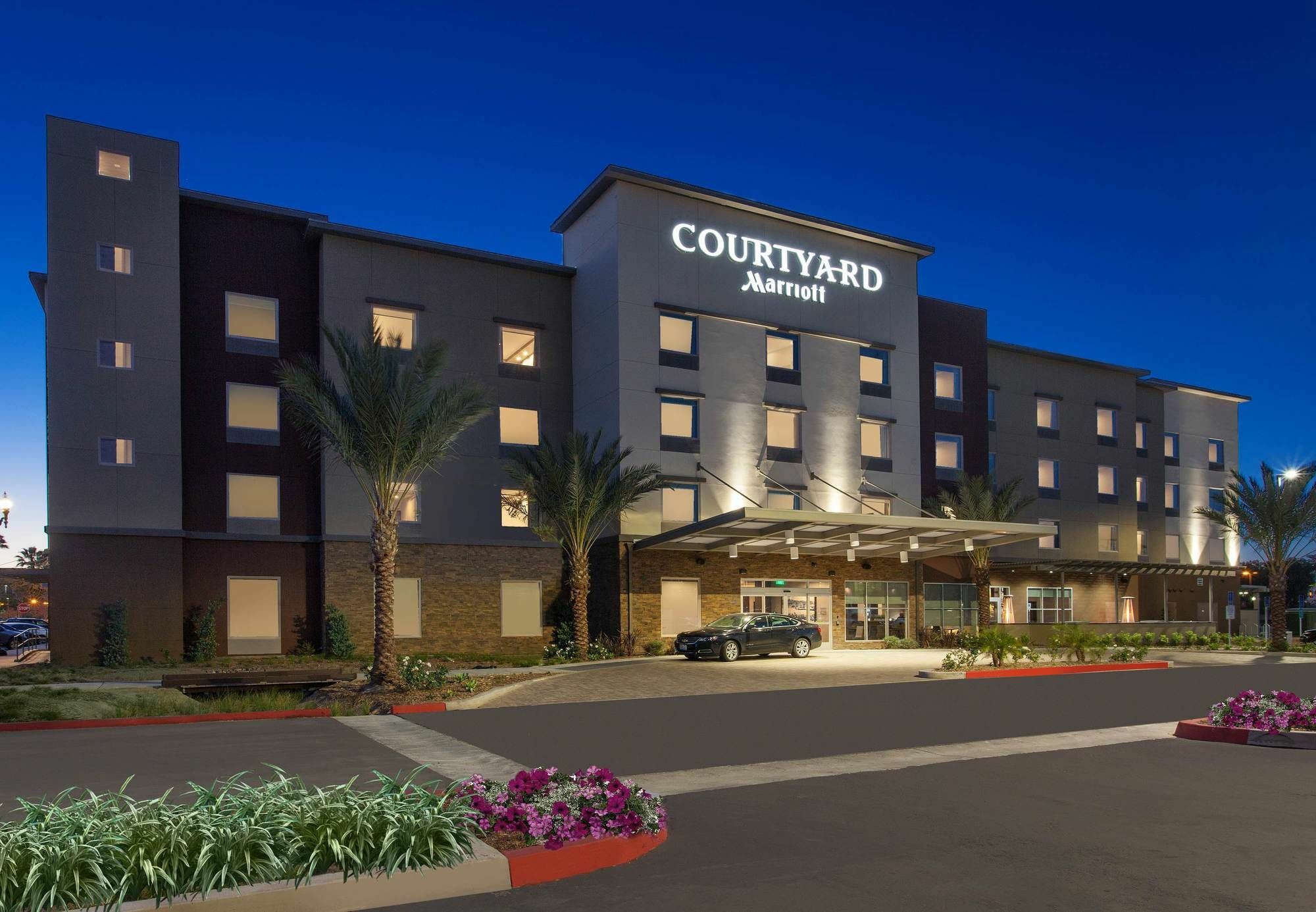 Courtyard By Marriott San Diego El Cajon Hotel Ngoại thất bức ảnh